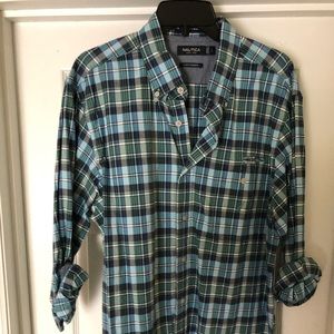 Long sleeve dress shirt